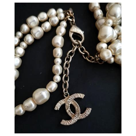 collier chanel perles|Chanel collier necklace.